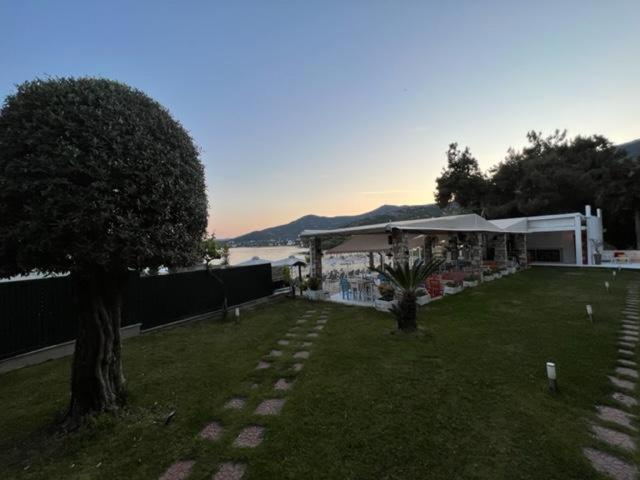 Porto Palio Beach Hotel Palaiontsiflikion Luaran gambar