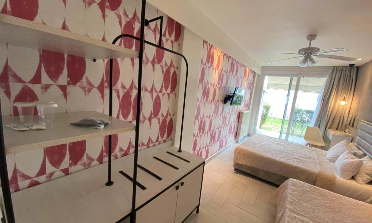 Porto Palio Beach Hotel Palaiontsiflikion Luaran gambar